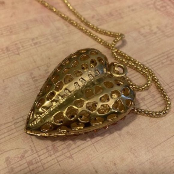 Broken Heart Necklace - Picture 7 of 7